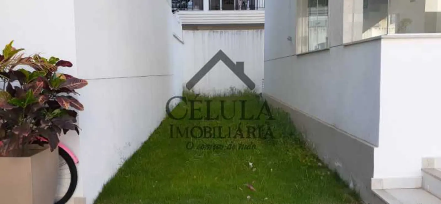 Foto 2 de Casa de Condomínio com 3 quartos à venda, 128m2 em Rio De Janeiro - RJ