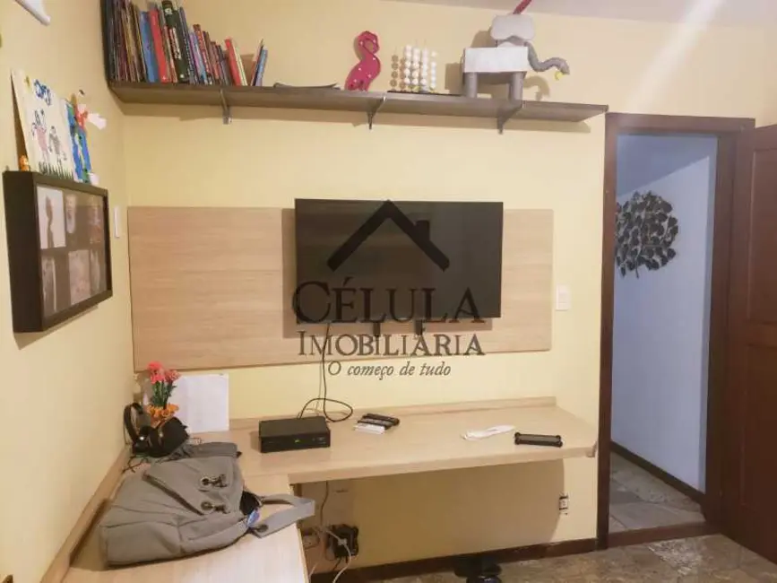 Casa de Condomínio com 6 quartos à venda, 506m2 em Rio De Janeiro - RJ - imagem 4 Foto 4 de Casa de Condomínio com 6 quartos à venda, 506m2 em Rio De Janeiro - RJ