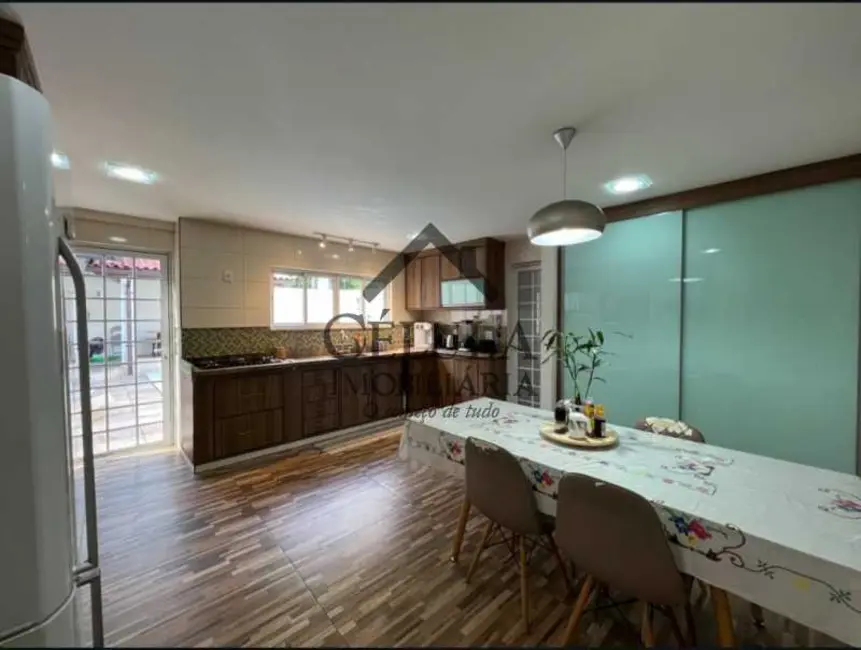 Casa de Condomínio com 3 quartos à venda, 169m2 em Rio De Janeiro - RJ - imagem 6 Foto 6 de Casa de Condomínio com 3 quartos à venda, 169m2 em Rio De Janeiro - RJ