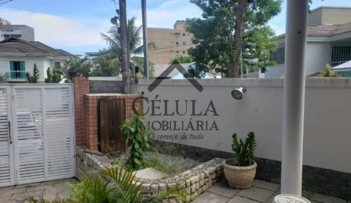 Foto 9 de Casa de Condomínio com 4 quartos à venda, 234m2 em Rio De Janeiro - RJ