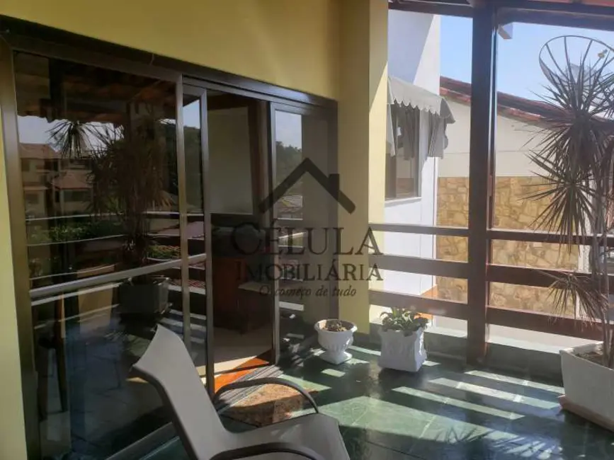 Foto 3 de Casa de Condomínio com 4 quartos à venda, 534m2 em Rio De Janeiro - RJ