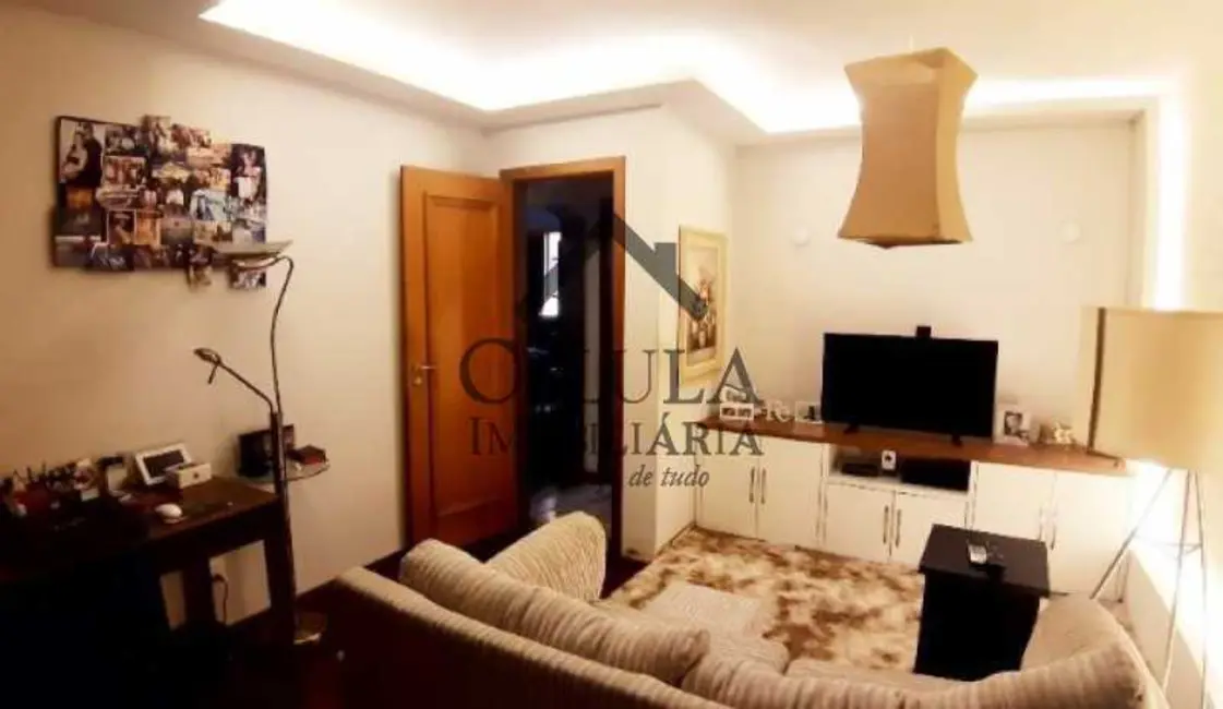 Foto 9 de Casa com 4 quartos à venda, 226m2 em Rio De Janeiro - RJ