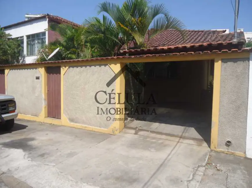 Foto 2 de Casa de Condomínio com 2 quartos à venda, 221m2 em Rio De Janeiro - RJ