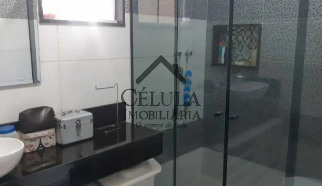 Casa de Condomínio com 5 quartos à venda, 298m2 em Rio De Janeiro - RJ - imagem 8 Foto 8 de Casa de Condomínio com 5 quartos à venda, 298m2 em Rio De Janeiro - RJ