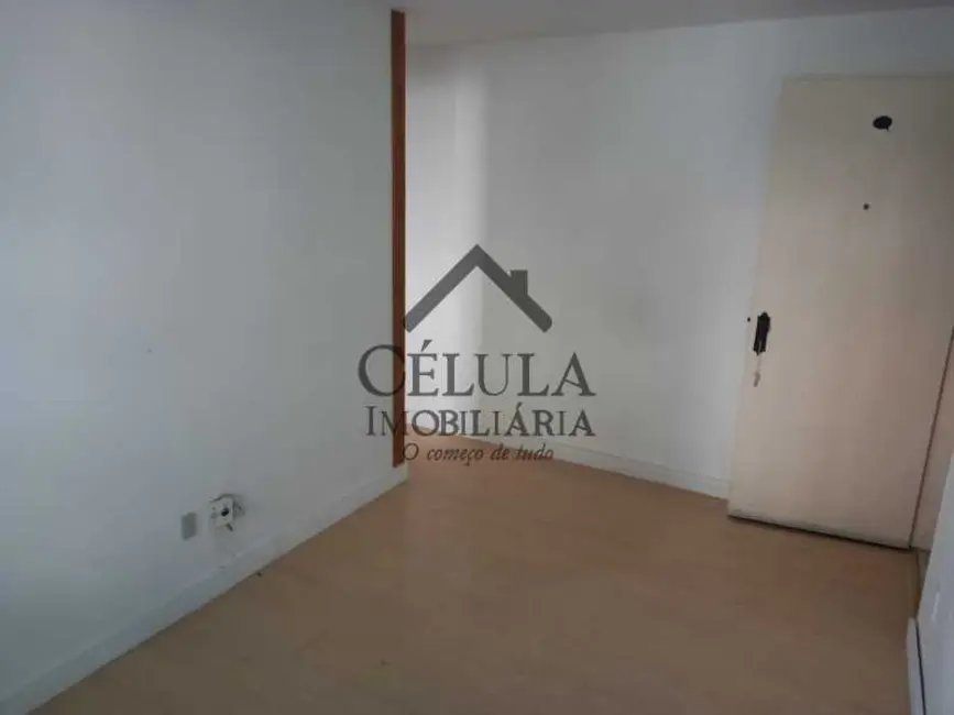 Foto 4 de Apartamento com 2 quartos à venda, 45m2 em Rio De Janeiro - RJ