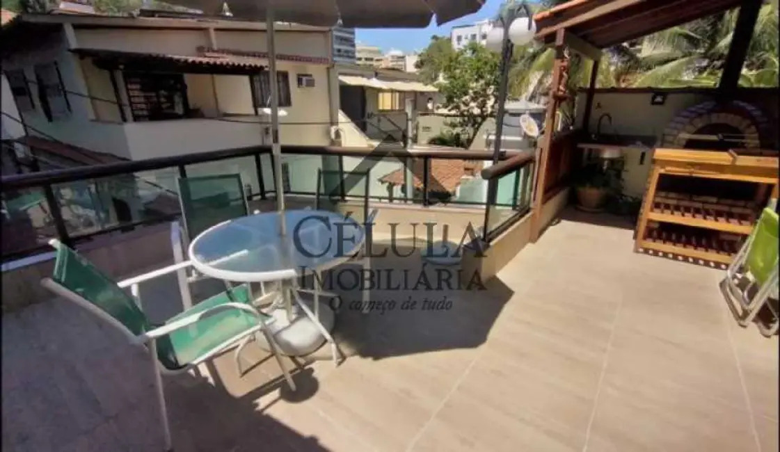 Foto 6 de Casa de Vila com 3 quartos à venda, 270m2 em Rio De Janeiro - RJ