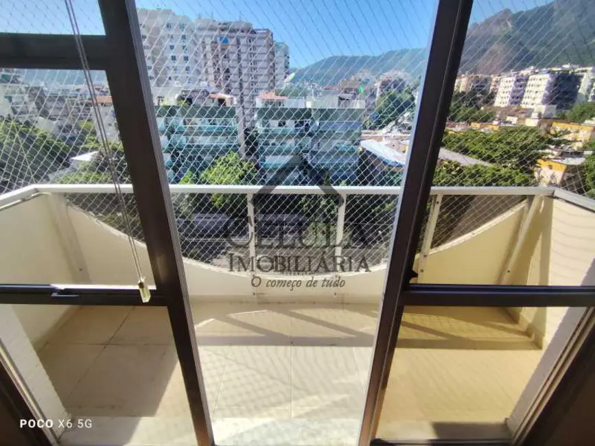 Foto 4 de Cobertura com 3 quartos à venda, 180m2 em Rio De Janeiro - RJ