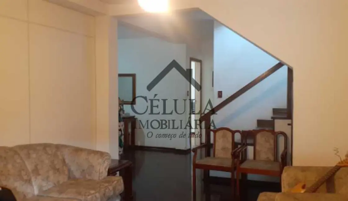 Casa de Condomínio com 4 quartos à venda, 274m2 em Rio De Janeiro - RJ - imagem 5 Foto 5 de Casa de Condomínio com 4 quartos à venda, 274m2 em Rio De Janeiro - RJ