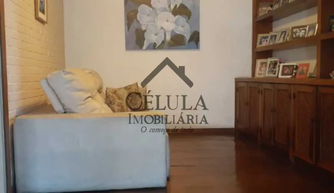 Casa de Condomínio com 4 quartos à venda, 274m2 em Rio De Janeiro - RJ - imagem 7 Foto 7 de Casa de Condomínio com 4 quartos à venda, 274m2 em Rio De Janeiro - RJ