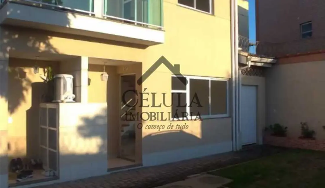 Casa de Condomínio com 3 quartos à venda, 120m2 em Rio De Janeiro - RJ - imagem 2 Foto 2 de Casa de Condomínio com 3 quartos à venda, 120m2 em Rio De Janeiro - RJ