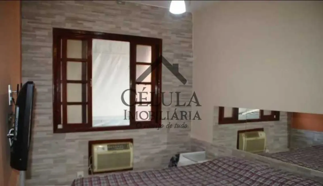 Foto 9 de Casa de Vila com 2 quartos à venda, 70m2 em Rio De Janeiro - RJ