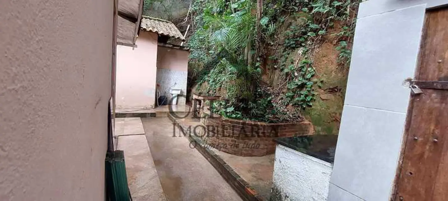 Terreno / Lote à venda, 1770m2 em Rio De Janeiro - RJ - imagem 6 Foto 6 de Terreno / Lote à venda, 1770m2 em Rio De Janeiro - RJ