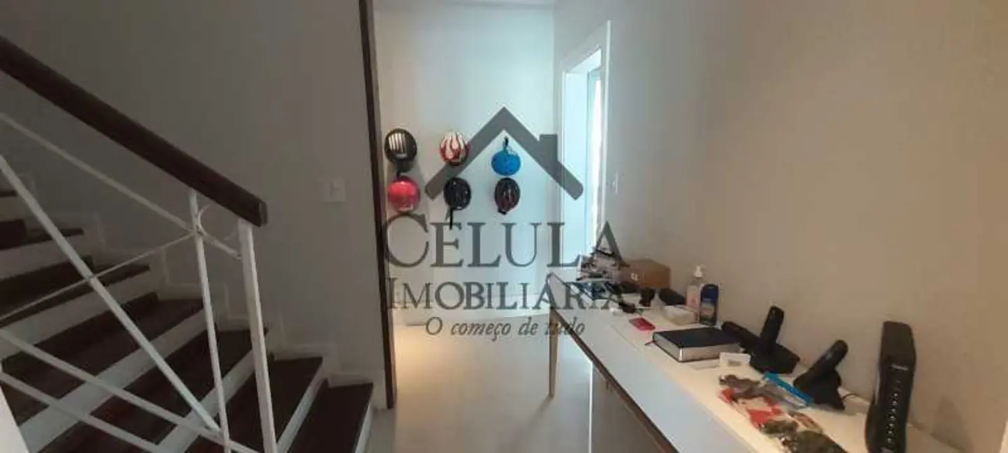 Foto 4 de Casa de Condomínio com 4 quartos à venda, 392m2 em Rio De Janeiro - RJ