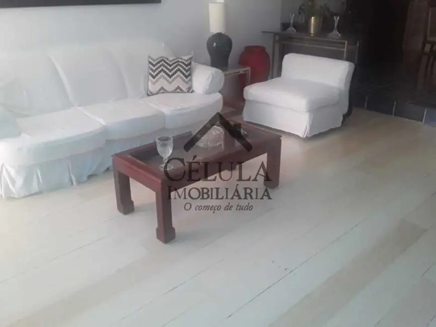 Cobertura com 3 quartos à venda, 200m2 em Rio De Janeiro - RJ - imagem 8 Foto 8 de Cobertura com 3 quartos à venda, 200m2 em Rio De Janeiro - RJ