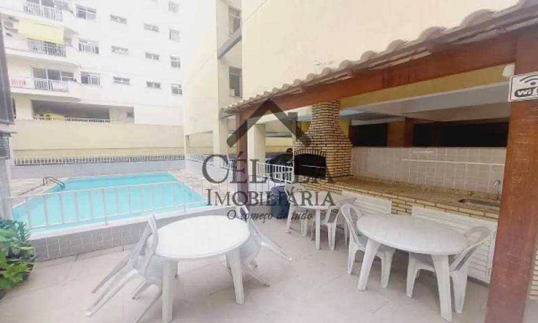 Foto 2 de Apartamento com 2 quartos à venda, 70m2 em Rio De Janeiro - RJ