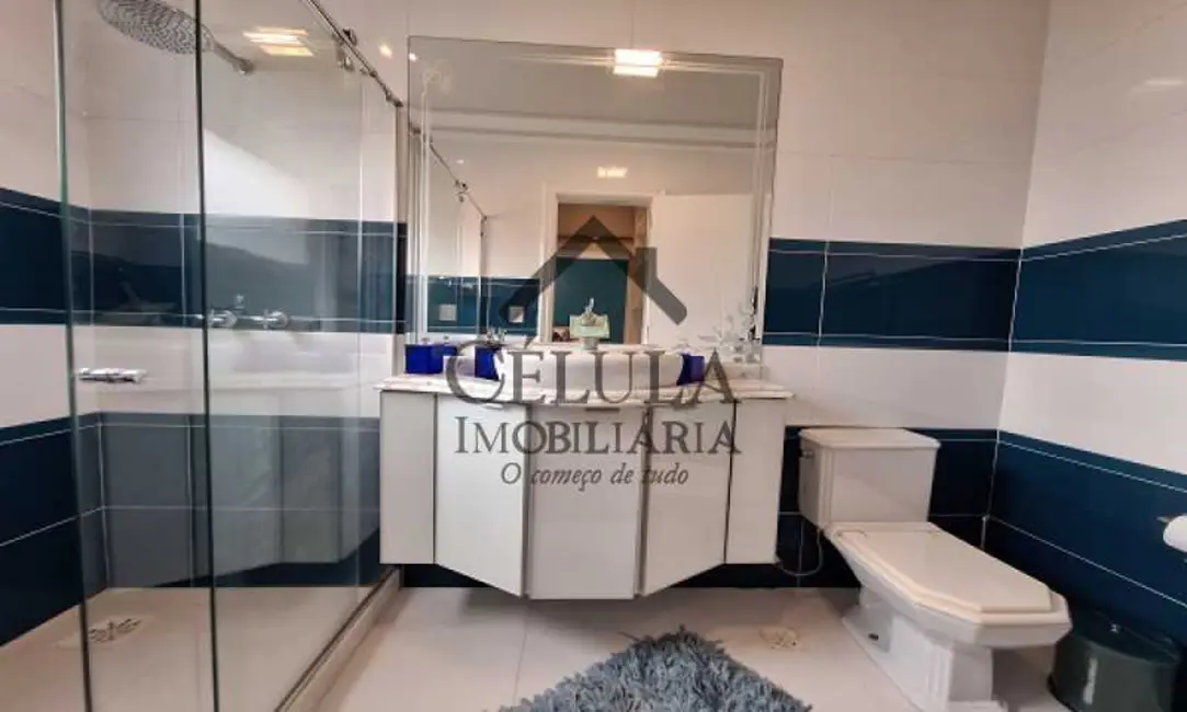 Casa de Condomínio com 3 quartos à venda, 417m2 em Rio De Janeiro - RJ - imagem 5 Foto 5 de Casa de Condomínio com 3 quartos à venda, 417m2 em Rio De Janeiro - RJ