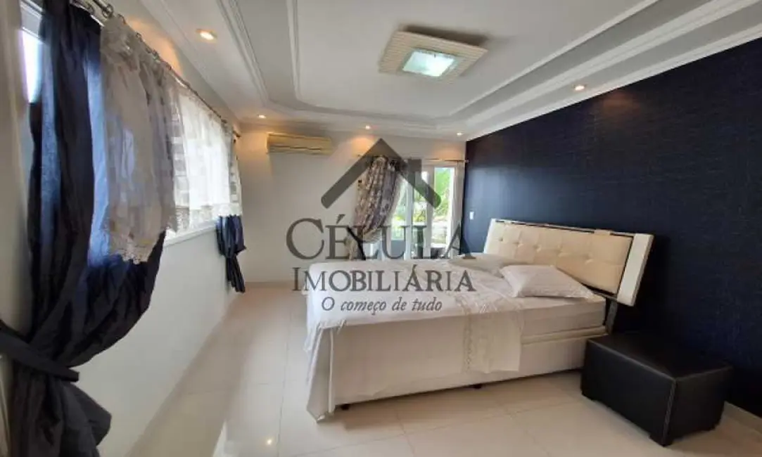 Casa de Condomínio com 3 quartos à venda, 417m2 em Rio De Janeiro - RJ - imagem 6 Foto 6 de Casa de Condomínio com 3 quartos à venda, 417m2 em Rio De Janeiro - RJ