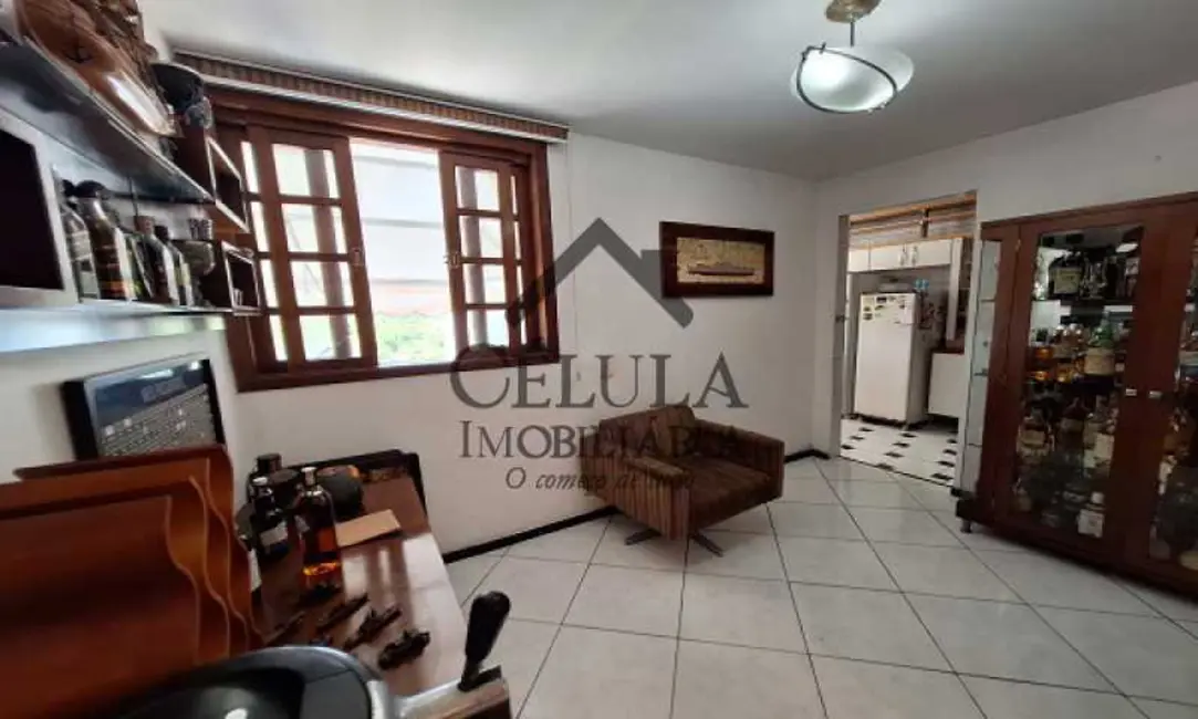 Casa de Condomínio com 3 quartos à venda, 380m2 em Rio De Janeiro - RJ - imagem 9 Foto 9 de Casa de Condomínio com 3 quartos à venda, 380m2 em Rio De Janeiro - RJ