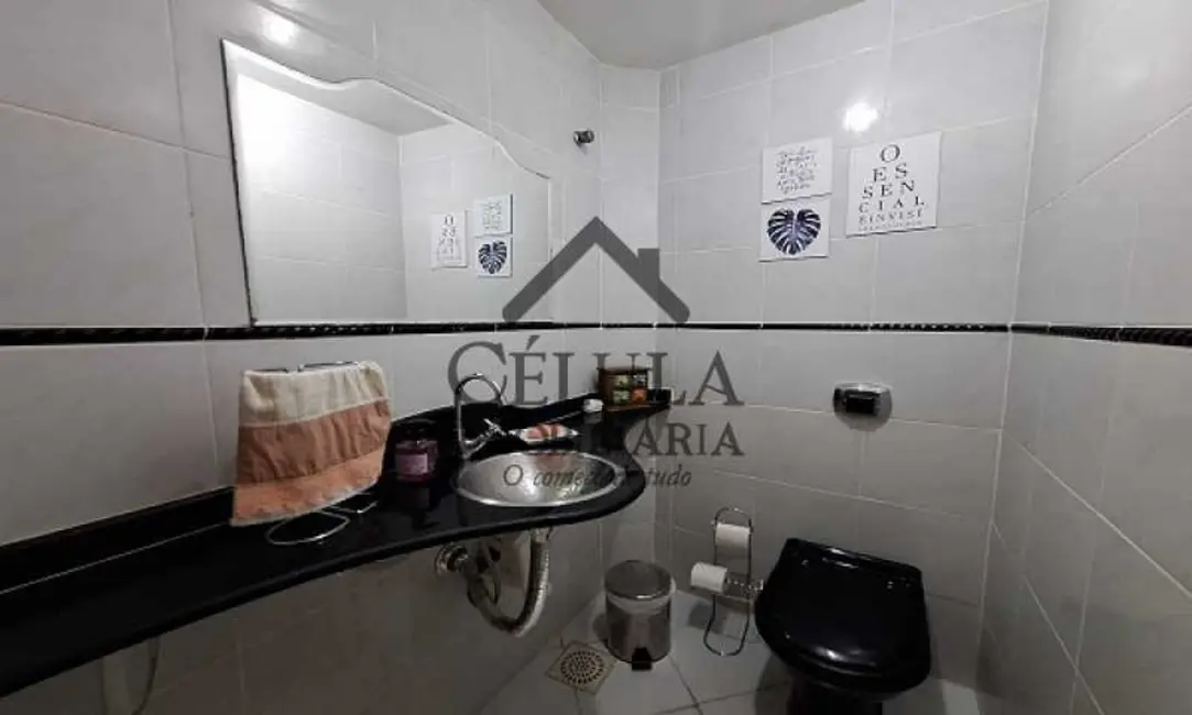 Casa de Condomínio com 3 quartos à venda, 380m2 em Rio De Janeiro - RJ - imagem 7 Foto 7 de Casa de Condomínio com 3 quartos à venda, 380m2 em Rio De Janeiro - RJ