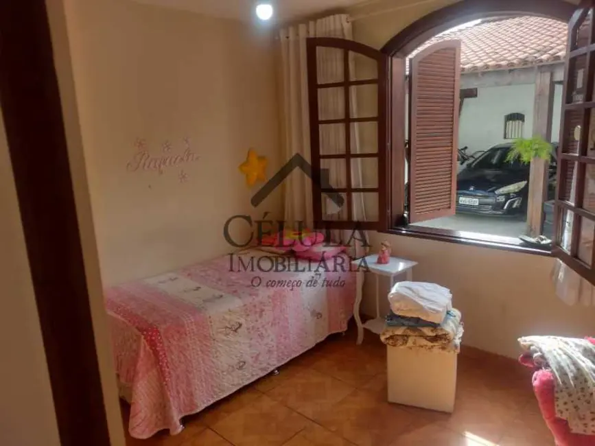 Casa com 4 quartos à venda, 475m2 em Rio De Janeiro - RJ - imagem 4 Foto 4 de Casa com 4 quartos à venda, 475m2 em Rio De Janeiro - RJ