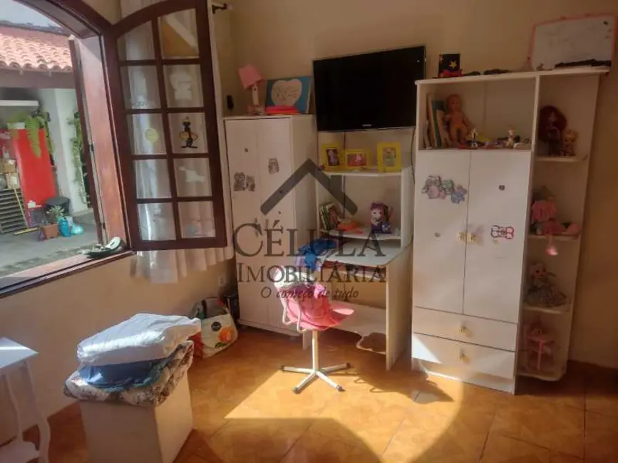 Casa com 4 quartos à venda, 475m2 em Rio De Janeiro - RJ - imagem 5 Foto 5 de Casa com 4 quartos à venda, 475m2 em Rio De Janeiro - RJ