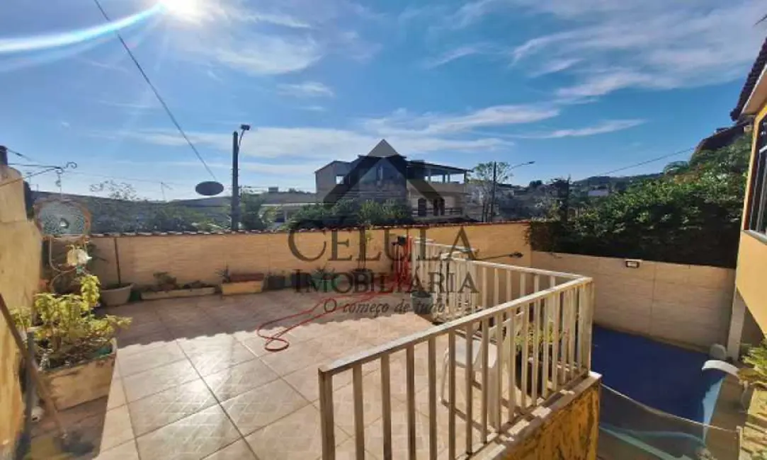 Casa com 3 quartos à venda, 200m2 em Rio De Janeiro - RJ - imagem 9 Foto 9 de Casa com 3 quartos à venda, 200m2 em Rio De Janeiro - RJ