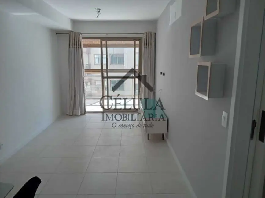 Apartamento com 2 quartos à venda, 74m2 em Rio De Janeiro - RJ - imagem 5 Foto 5 de Apartamento com 2 quartos à venda, 74m2 em Rio De Janeiro - RJ