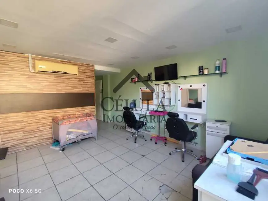 Sala Comercial à venda, 45m2 em Rio De Janeiro - RJ - imagem 5 Foto 5 de Sala Comercial à venda, 45m2 em Rio De Janeiro - RJ