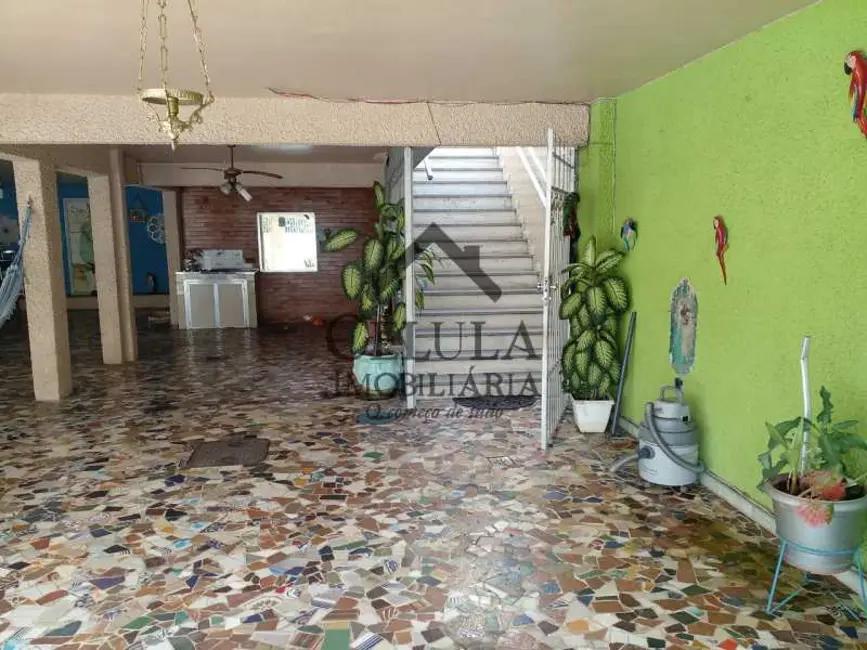 Casa com 6 quartos à venda, 357m2 em Rio De Janeiro - RJ - imagem 3 Foto 3 de Casa com 6 quartos à venda, 357m2 em Rio De Janeiro - RJ