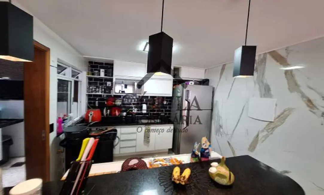 Casa de Condomínio com 2 quartos à venda, 85m2 em Rio De Janeiro - RJ - imagem 3 Foto 3 de Casa de Condomínio com 2 quartos à venda, 85m2 em Rio De Janeiro - RJ