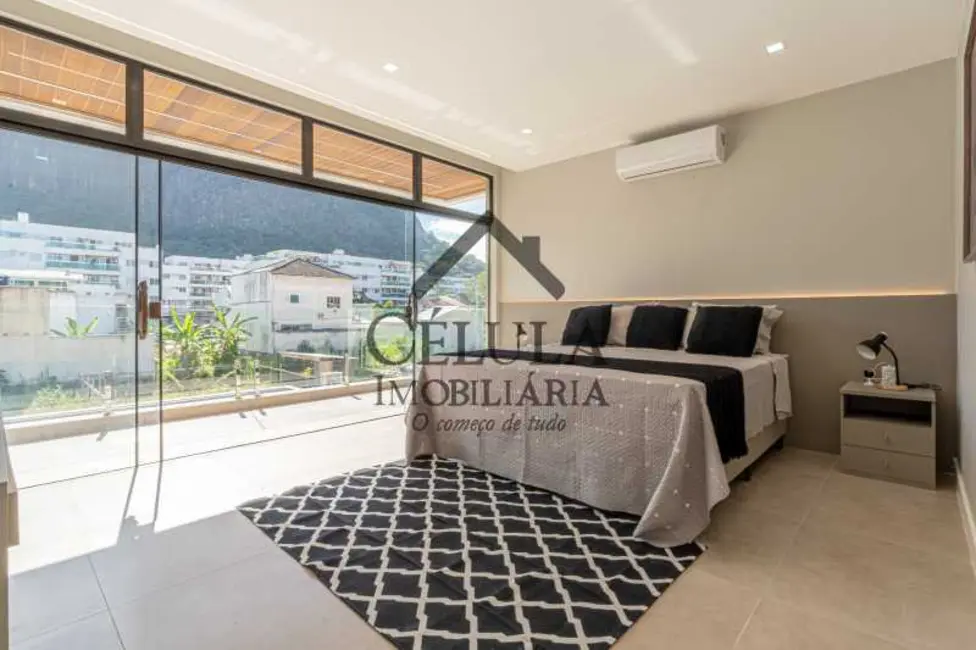 Foto 5 de Casa de Condomínio com 4 quartos à venda, 180m2 em Rio De Janeiro - RJ