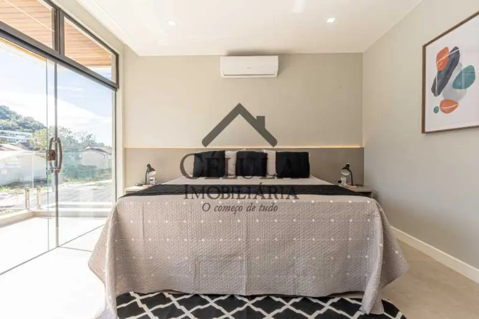 Foto 7 de Casa de Condomínio com 4 quartos à venda, 180m2 em Rio De Janeiro - RJ