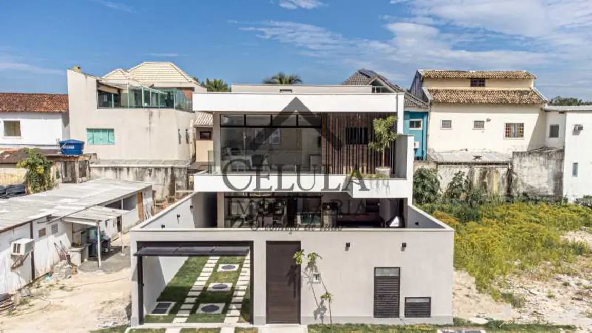Foto 1 de Casa de Condomínio com 4 quartos à venda, 180m2 em Rio De Janeiro - RJ