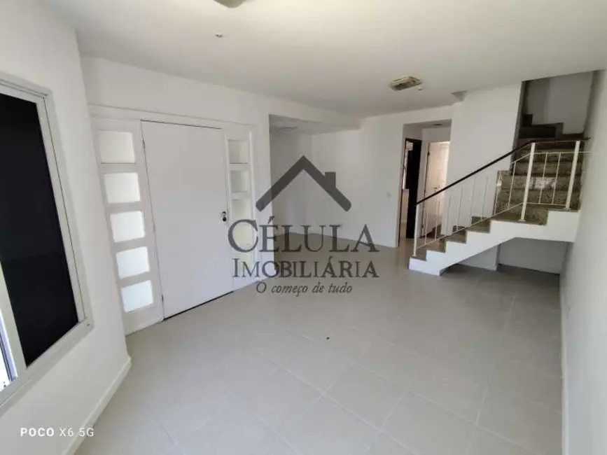 Foto 1 de Casa de Condomínio com 4 quartos à venda em Rio De Janeiro - RJ