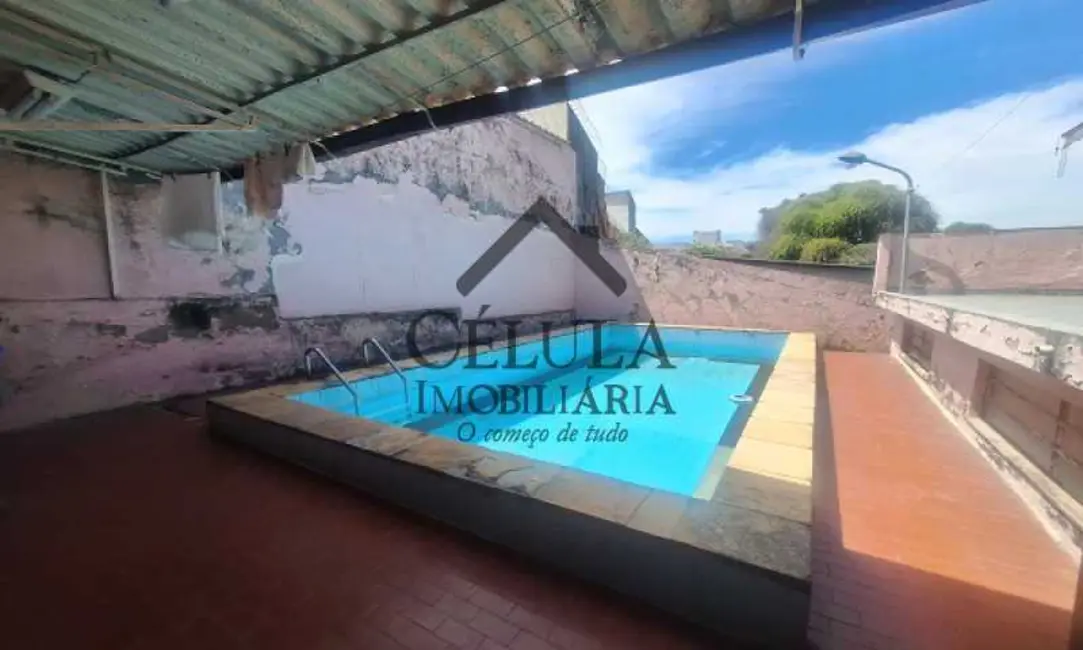 Casa com 3 quartos à venda, 255m2 em Rio De Janeiro - RJ - imagem 1 Foto 1 de Casa com 3 quartos à venda, 255m2 em Rio De Janeiro - RJ