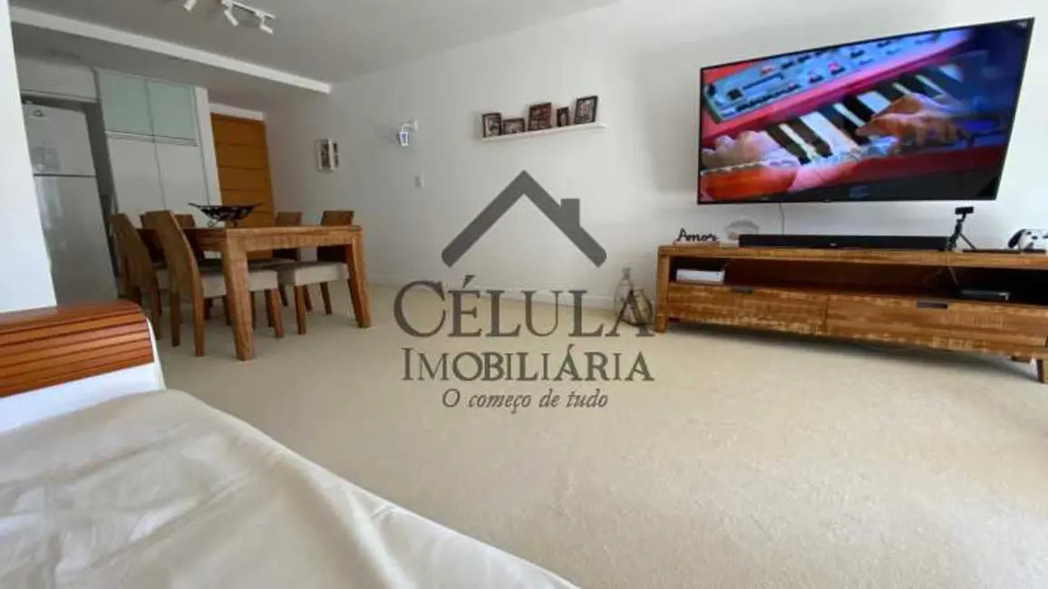 Apartamento com 3 quartos à venda, 81m2 em Rio De Janeiro - RJ - imagem 2 Foto 2 de Apartamento com 3 quartos à venda, 81m2 em Rio De Janeiro - RJ