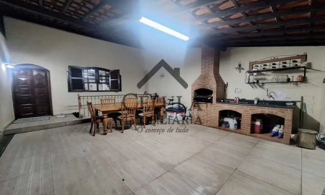 Casa de Condomínio com 3 quartos à venda, 260m2 em Rio De Janeiro - RJ - imagem 3 Foto 3 de Casa de Condomínio com 3 quartos à venda, 260m2 em Rio De Janeiro - RJ