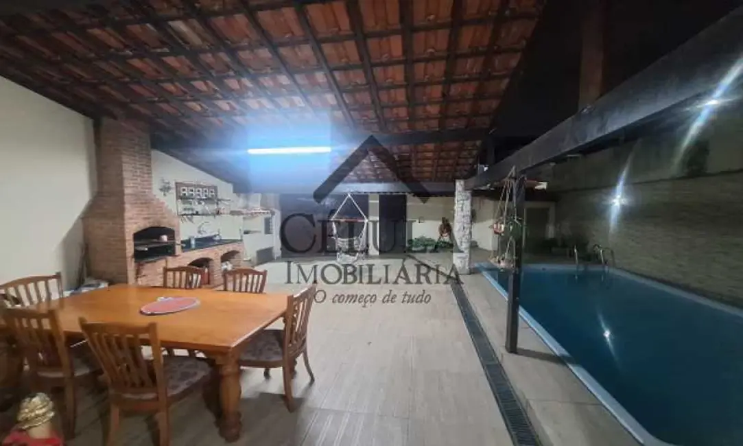 Casa de Condomínio com 3 quartos à venda, 260m2 em Rio De Janeiro - RJ - imagem 4 Foto 4 de Casa de Condomínio com 3 quartos à venda, 260m2 em Rio De Janeiro - RJ