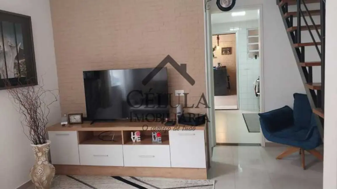 Casa de Condomínio com 2 quartos à venda, 107m2 em Rio De Janeiro - RJ - imagem 2 Foto 2 de Casa de Condomínio com 2 quartos à venda, 107m2 em Rio De Janeiro - RJ