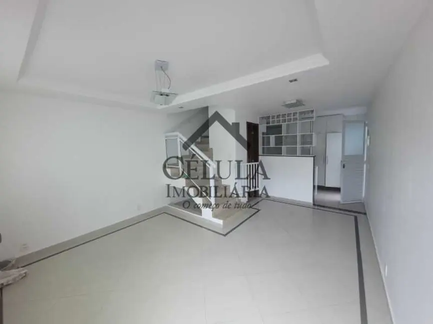 Foto 2 de Casa de Vila com 3 quartos à venda, 102m2 em Rio De Janeiro - RJ