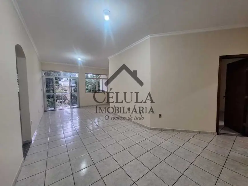 Foto 2 de Casa com 3 quartos à venda, 215m2 em Rio De Janeiro - RJ