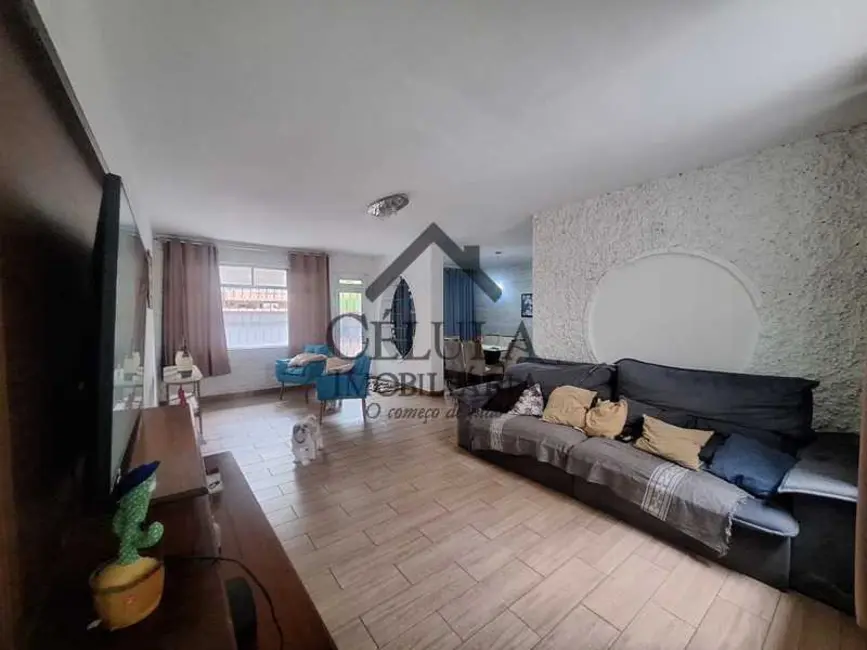 Casa de Condomínio com 5 quartos à venda, 386m2 em Rio De Janeiro - RJ - imagem 2 Foto 2 de Casa de Condomínio com 5 quartos à venda, 386m2 em Rio De Janeiro - RJ