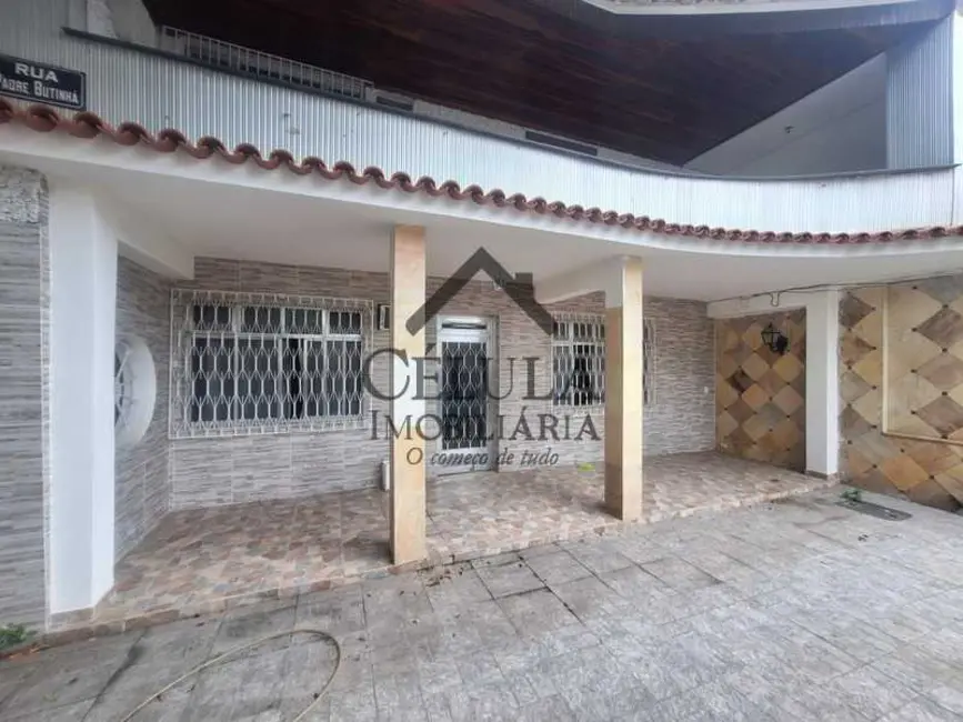 Casa de Condomínio com 5 quartos à venda, 386m2 em Rio De Janeiro - RJ - imagem 1 Foto 1 de Casa de Condomínio com 5 quartos à venda, 386m2 em Rio De Janeiro - RJ