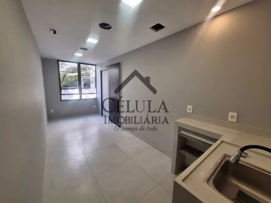Sala Comercial à venda, 37m2 em Rio De Janeiro - RJ - imagem 3 Foto 3 de Sala Comercial à venda, 37m2 em Rio De Janeiro - RJ