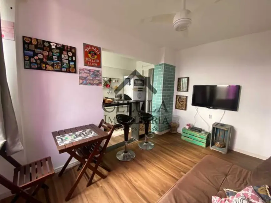 Foto 2 de Apartamento com 2 quartos à venda, 50m2 em Rio De Janeiro - RJ