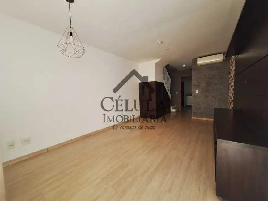 Foto 1 de Casa de Condomínio com 4 quartos à venda, 104m2 em Rio De Janeiro - RJ