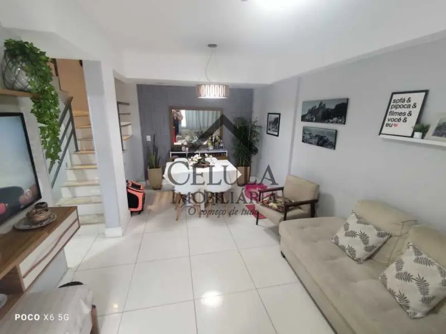 Foto 1 de Casa de Condomínio com 3 quartos à venda, 135m2 em Rio De Janeiro - RJ