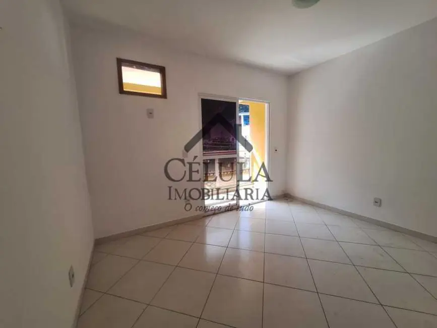 Foto 2 de Casa de Condomínio com 2 quartos à venda, 75m2 em Rio De Janeiro - RJ