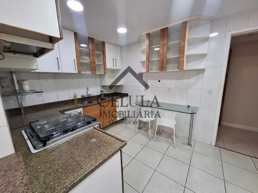 Apartamento com 3 quartos à venda, 107m2 em Rio De Janeiro - RJ - imagem 8 Foto 8 de Apartamento com 3 quartos à venda, 107m2 em Rio De Janeiro - RJ