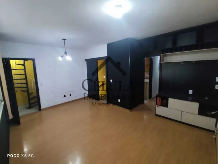 Foto 2 de Casa de Vila com 3 quartos à venda, 177m2 em Rio De Janeiro - RJ